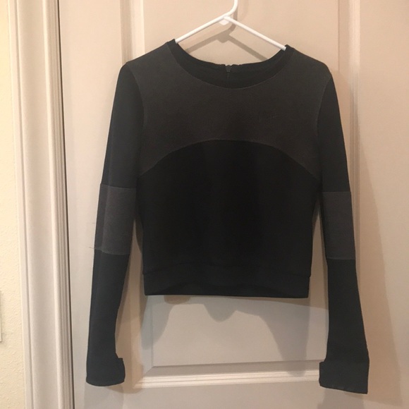 cropped nike jacket - Picture 1 of 2